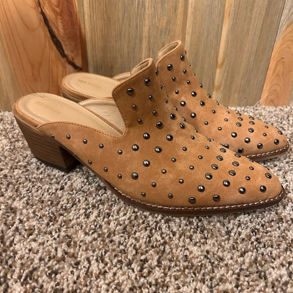 Ladies studded mules with heel